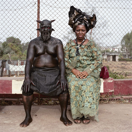 Chris Nkulo e Patience Umeh fotografados por Pieter Hugo